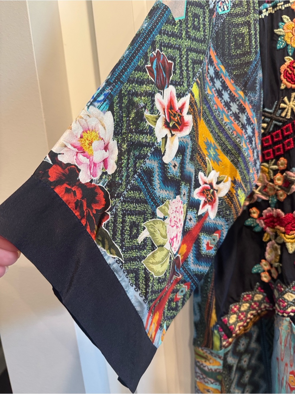 Johnny Was Aurelia Embroidered Silk Kimono Jacket - Picture 4 of 10